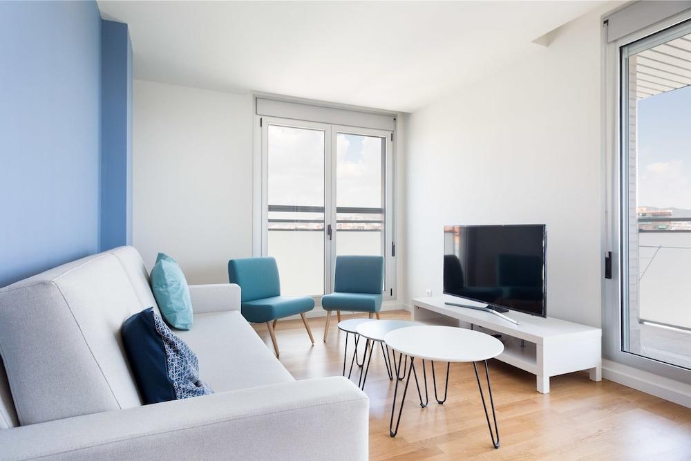 Olala Port Forum Apartments Sant Adrià de Besòs Kültér fotó